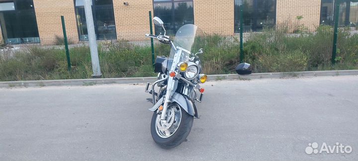 Suzuki Boulevard C90