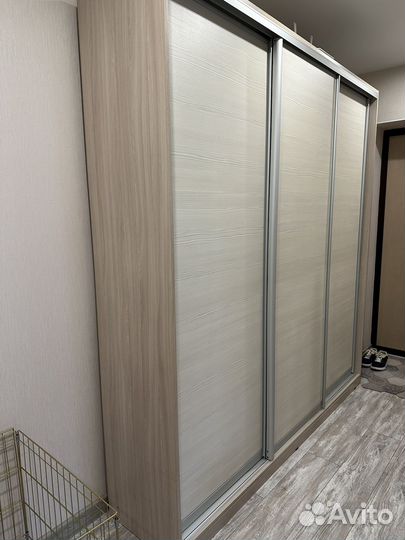 Шкаф купе трехстворчатый