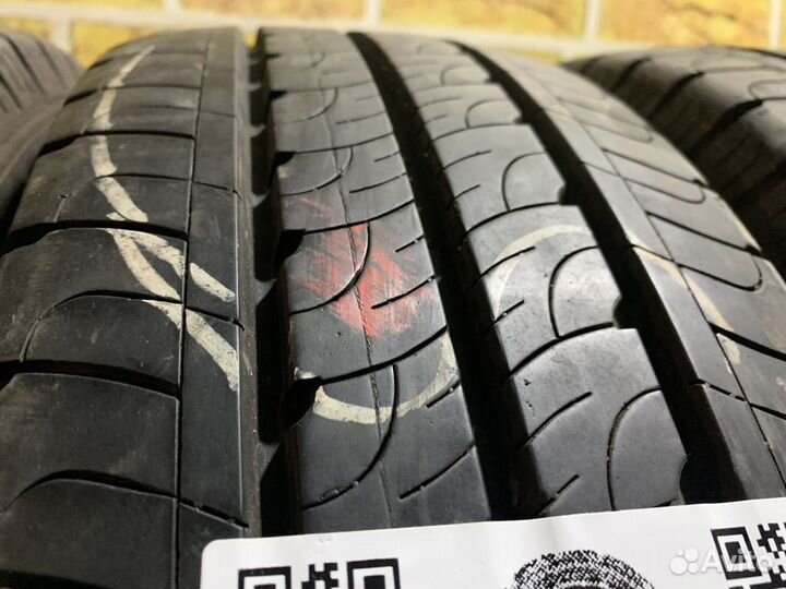 Goodyear EfficientGrip Cargo 195/70 R15C 104S