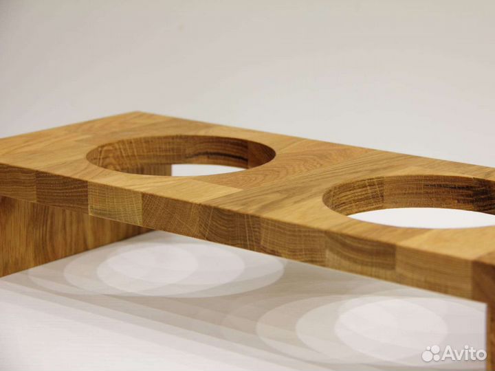 Кормушка для кошек и собак из массива дуба