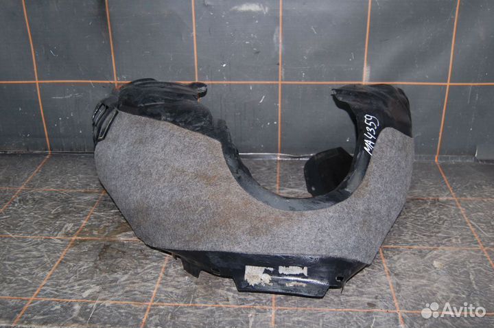 Локер (подкрылок) передний - Toyota Highlander3