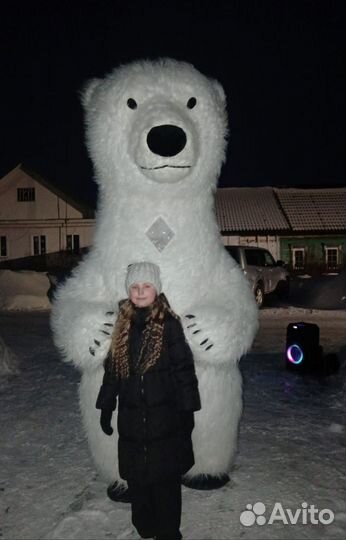 Белый Мишка И Чебурашка