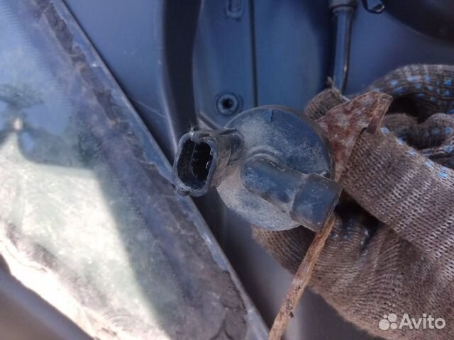 Клапан вентиляции топливного бака Opel Corsa D