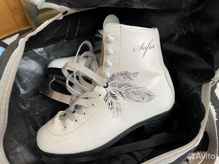 Коньки женские