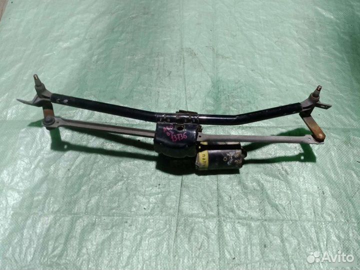 Трапеция стеклоочистителей Audi 80 B3 1.8I 1988