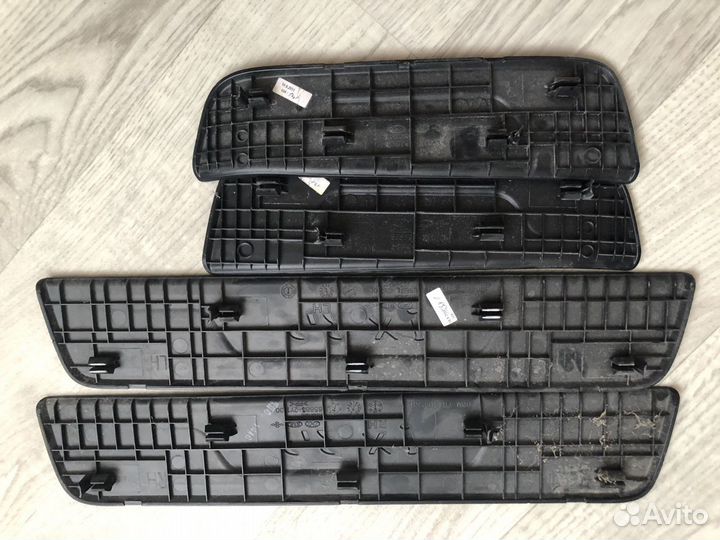 Накладки на пороги Hyundai ix35