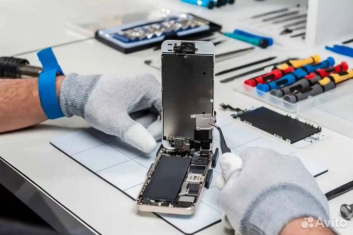 Ремонт мобильных телефонов iPhone, Samsung, Xiaomi