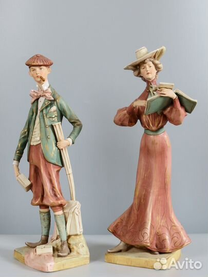 Старинные фарфоровые статуэтки. Royal Dux
