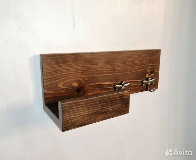 Ключница настенная из дерева