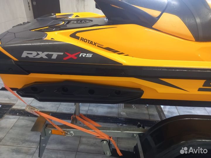 Продам гидроцикл BRP SEA-DOO