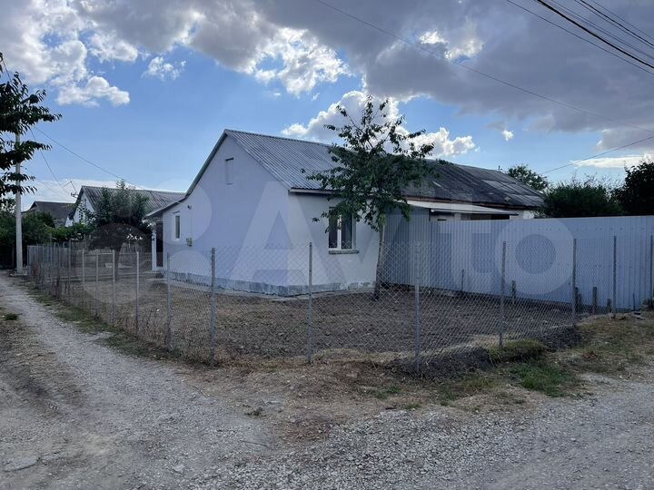 Дом 35 м² на участке 2 сот.