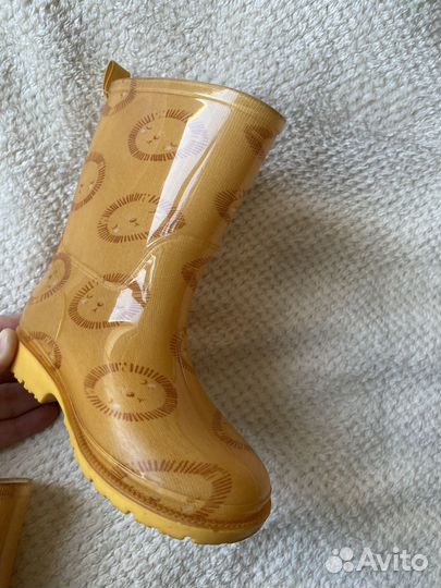 Резиновые сапоги