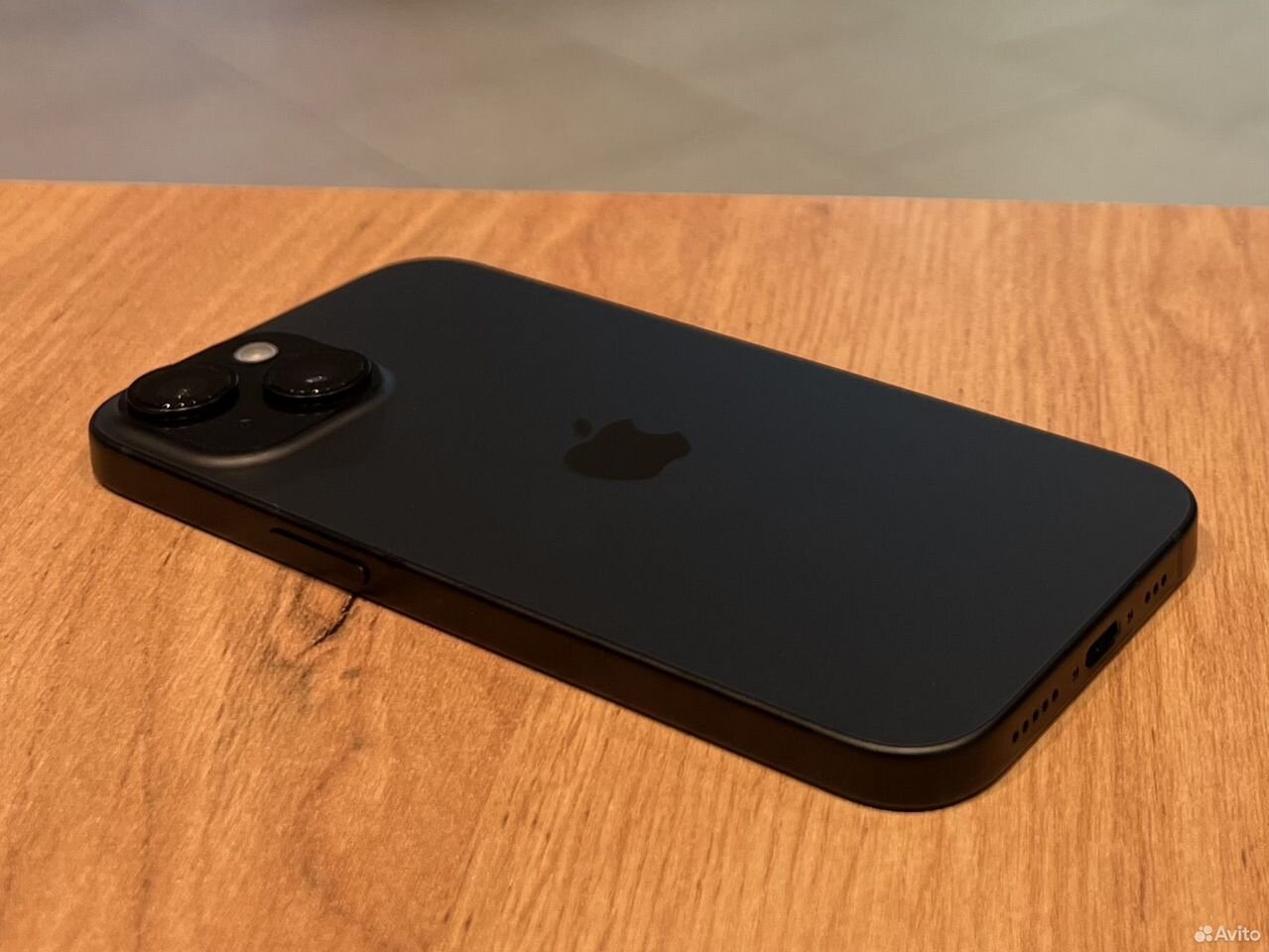 iPhone 15, 128 ГБ, SIM + eSIM