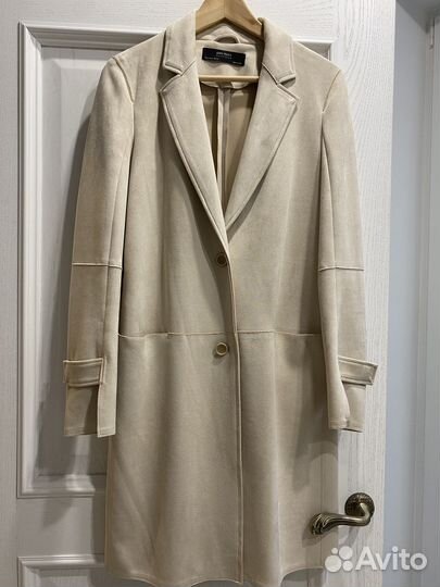 Пальто (плащ)