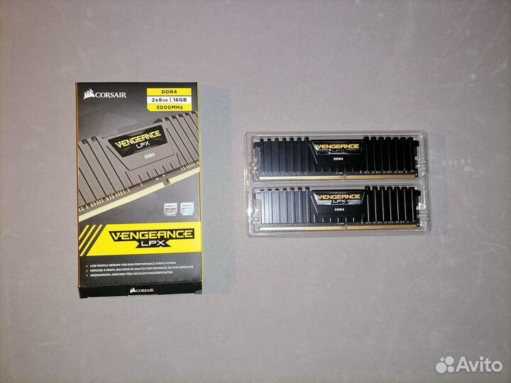 Corsair Vengeance LPX 16 Gb (2x8Gb) KIT