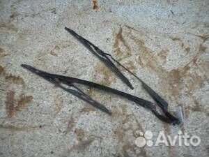 Поводок стеклоочистителя передний ваз 2110