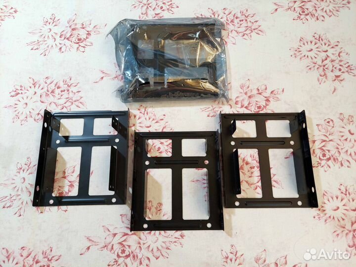 Салазки для установки устройств 2.5