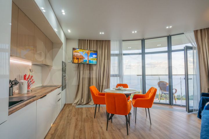 2-к. квартира, 55 м², 14/16 эт.