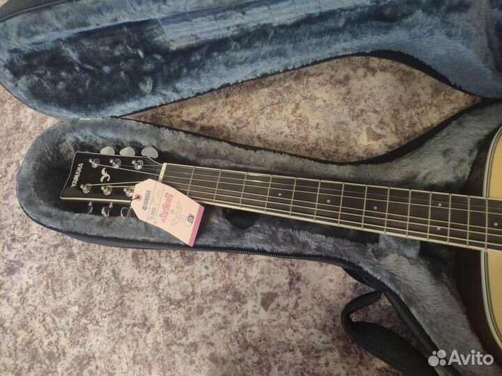 Новая Yamaha Fg830 (косметические дефекты) в кофре
