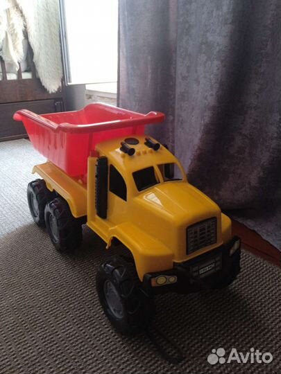 Грузовик большой