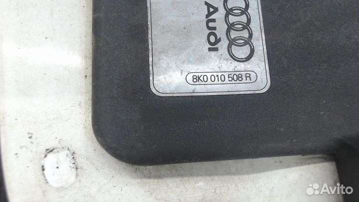 Лючок бензобака Audi Q5, 2009