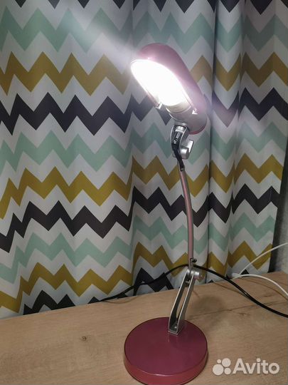 Светильник настольный