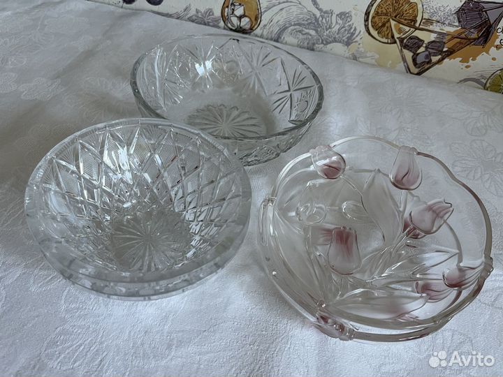 Тарелки, карамельное стекло, ваза кобальт