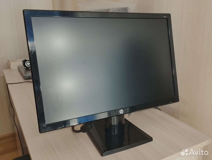 Монитор для компьютера HP