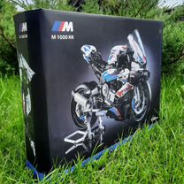 Конструктор Technic мотоцикл BMW M 1000 RR