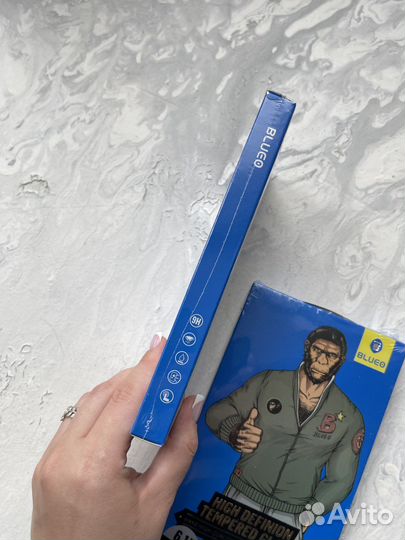 Новое Защитное стекло Blueo для iPhone 13/13Pro