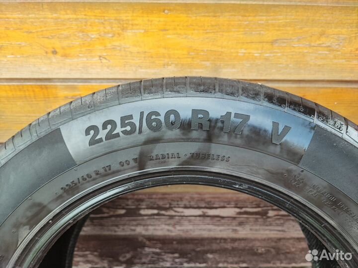 Continental ContiPremiumContact 5 SUV 225/60 R17