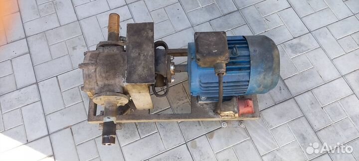 Насос шестеренчатый нш-100 с эл. дв