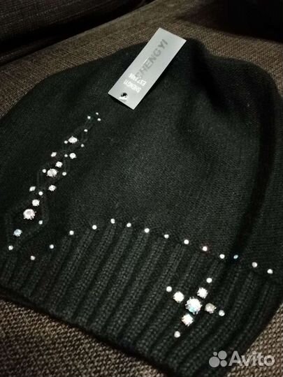 Шапки женские вязаные новые