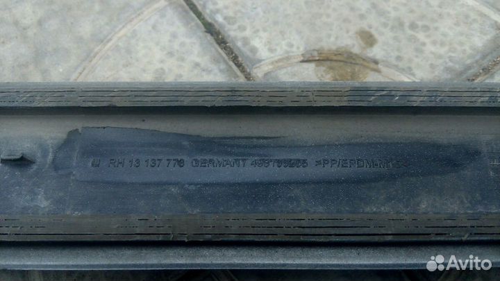 Молдинг правой передней двери на Зафиру б