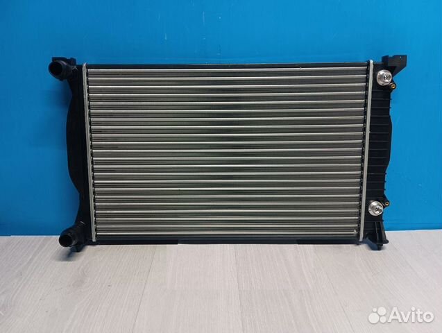 Радиатор двс Audi A4 2 B6 (2001-2005)