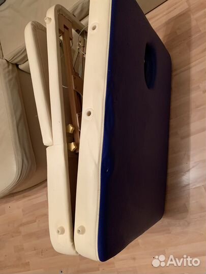 Массажный стол