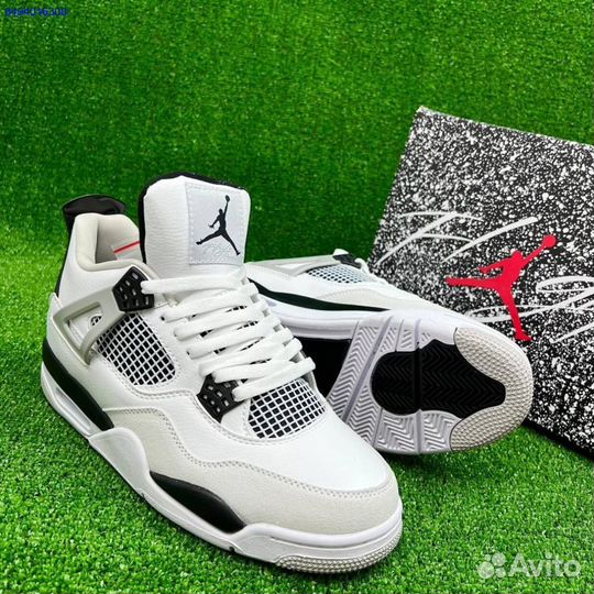 Кроссовки Nike Air Jordan 4