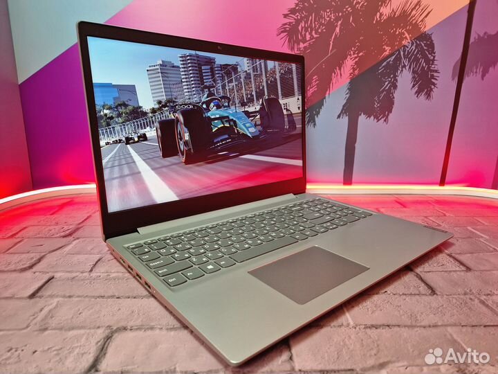 Ноутбук Lenovo Ryzen 5 8Gb SSD + 1Tb FullHD 15.6