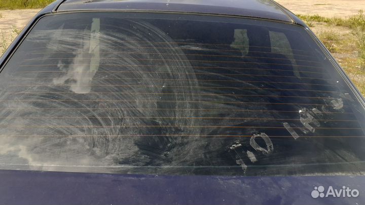 Заднее стекло