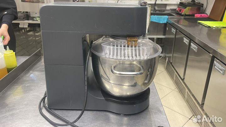 Миксер планетарный