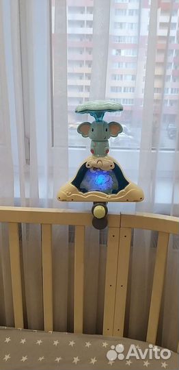 Музыкальный мобиль на кроватку