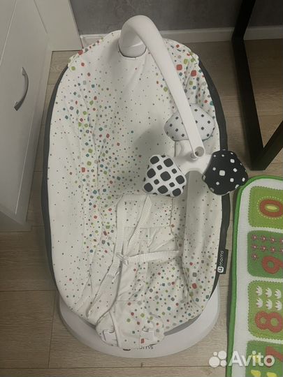 Шезлонг 4moms