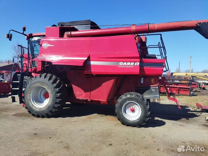 Комбайн Case IH 2388, 2015