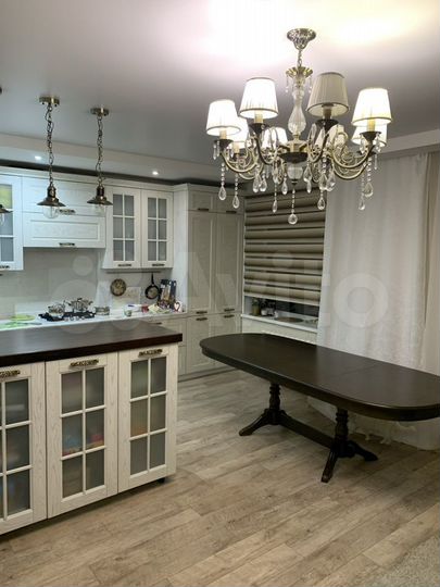 3-к. квартира, 85 м², 9/9 эт.