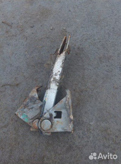 Петля капота Honda Cr-V RD1