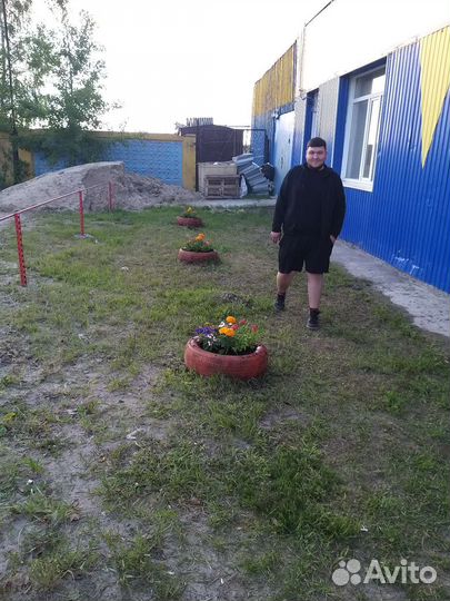Покос травы триммером