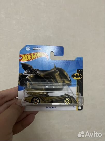 Hot wheels машинки бэтмобиль batmobile