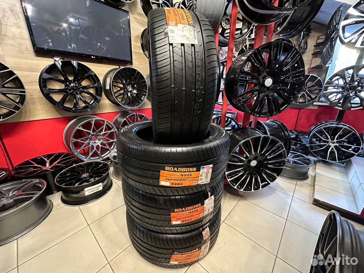 Roadboss Celeritas N906 285/45 R20 112W