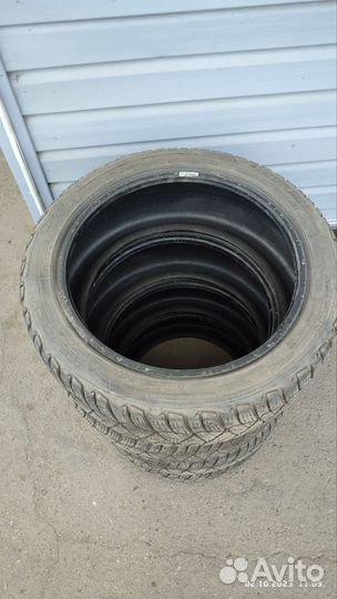 Dunlop Ice Touch 225/45 R17