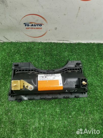 Подушка безопасности в колени Ford Mondeo 4 седан